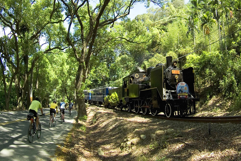 集集铁道风情 天空之桥1日游图示