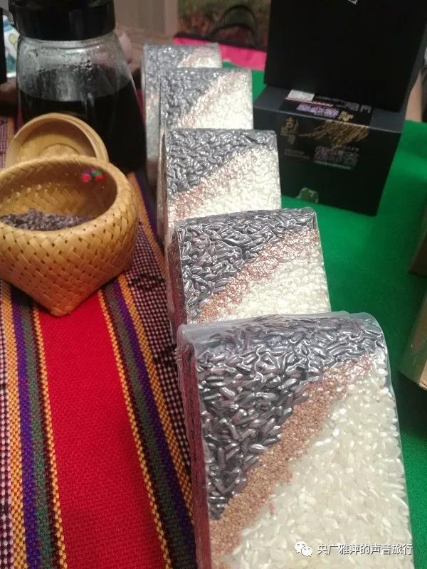 听“紫米阿妈”，创想“彩绘米”旅行图示