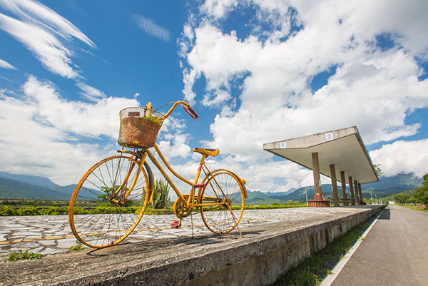 台湾小瑞士金黄之乡-花莲富里图示
