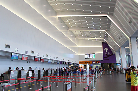 台中航空站出境大厅
