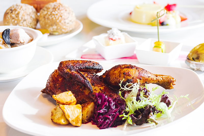 双响夜晚间套餐供应时段为17:30-19:30／20:00-22:00